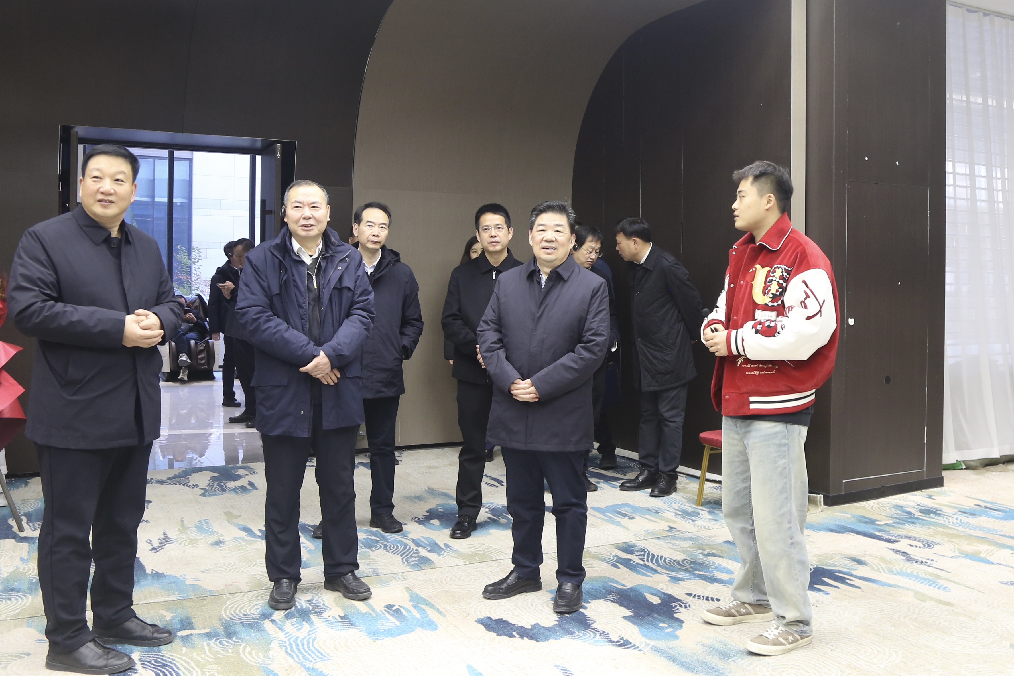 1736324768378464.jpg 3.jpg